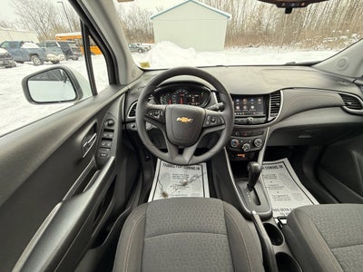 2022 Chevrolet Trax LS