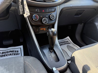 2022 Chevrolet Trax LS