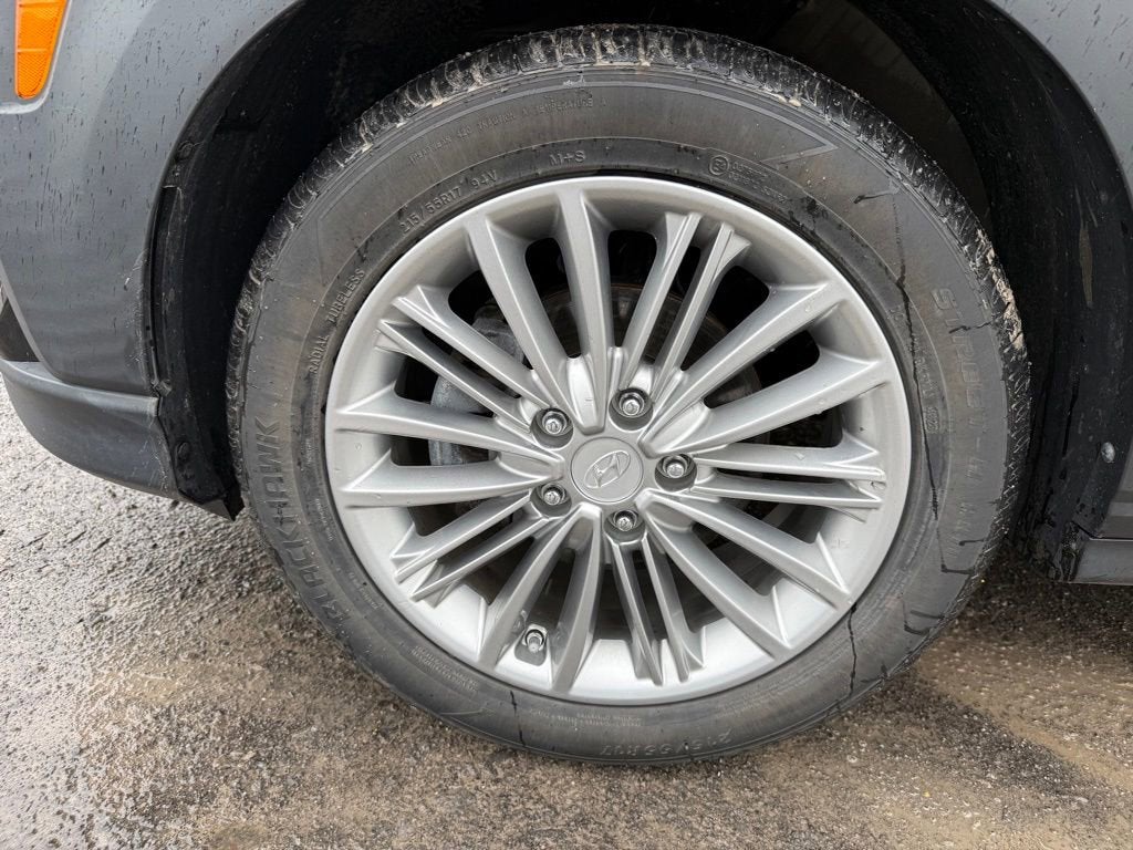 2020 Hyundai Kona SEL Plus